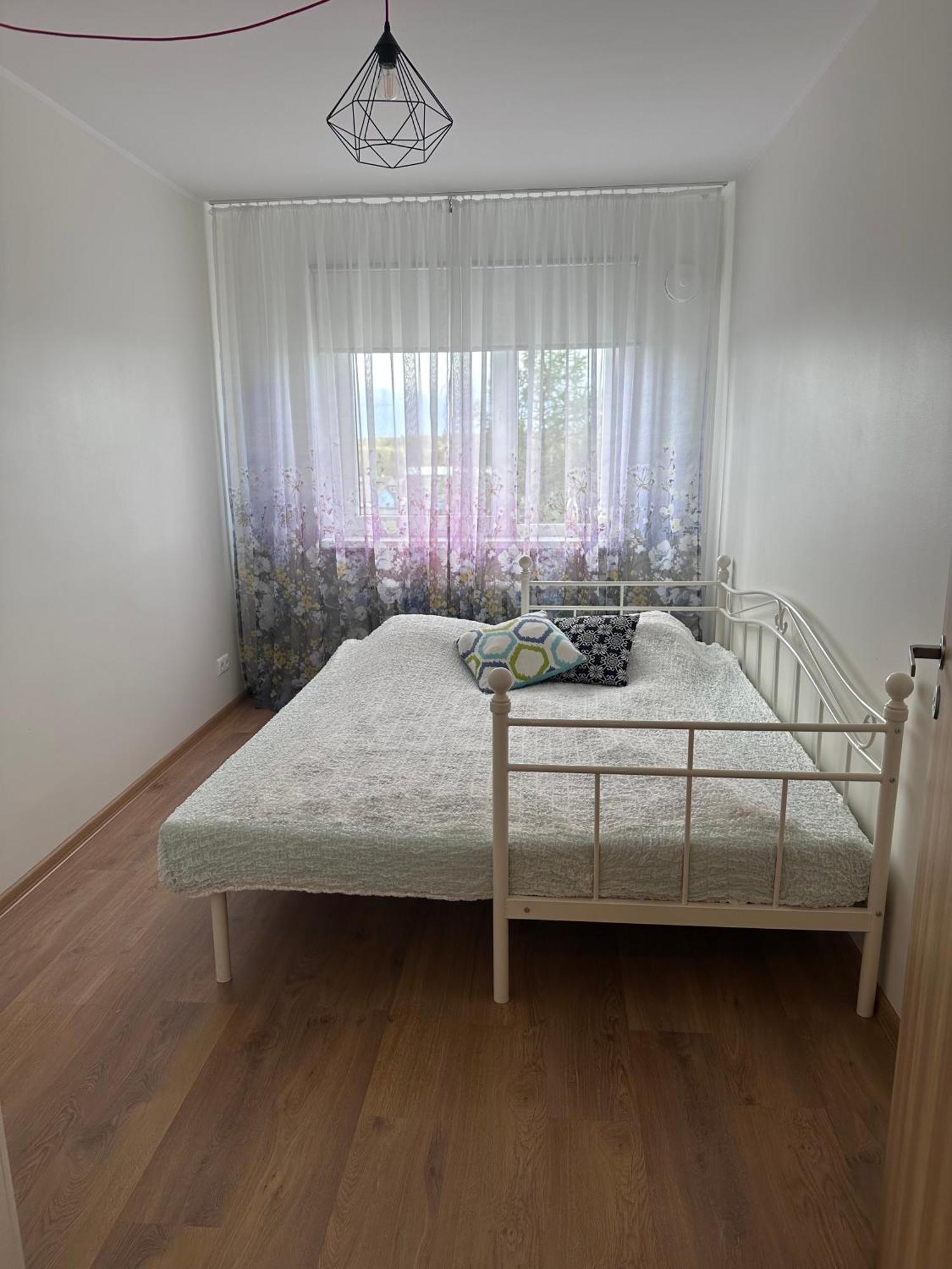 Kesklinna Apartement Haapsalu Esterno foto